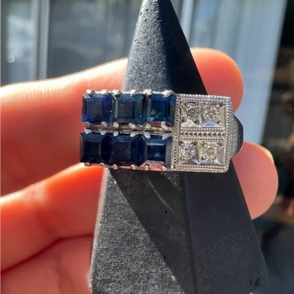 Vintage solid platinum genuine sapphire/Diamond art deco filigree ring 6.75
